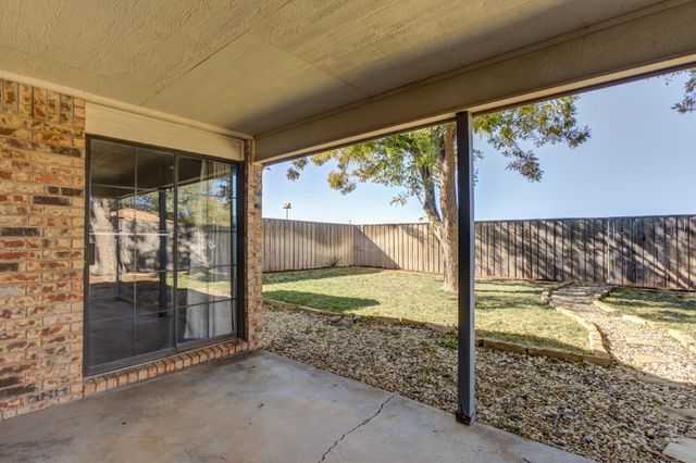 9410 Gary Avenue, Lubbock, TX 79423