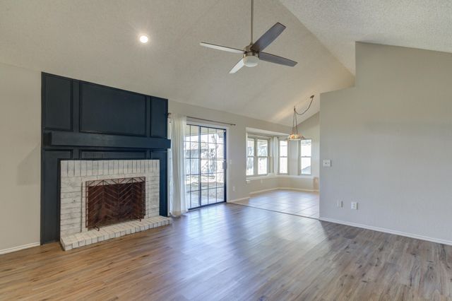 9410 Gary Avenue, Lubbock, TX 79423