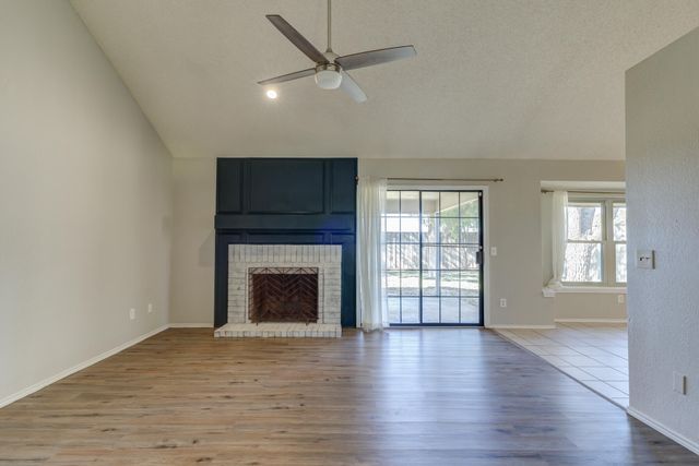 9410 Gary Avenue, Lubbock, TX 79423