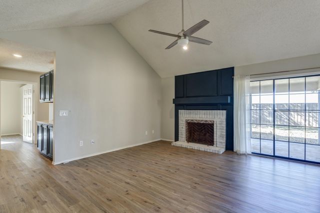 9410 Gary Avenue, Lubbock, TX 79423