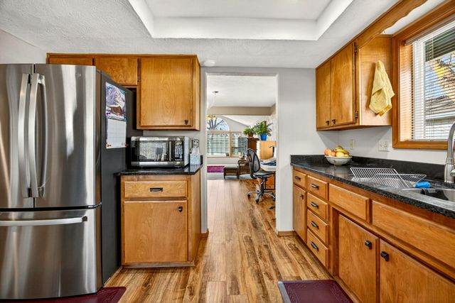 3030 Adams Circle, Medford, OR 97504