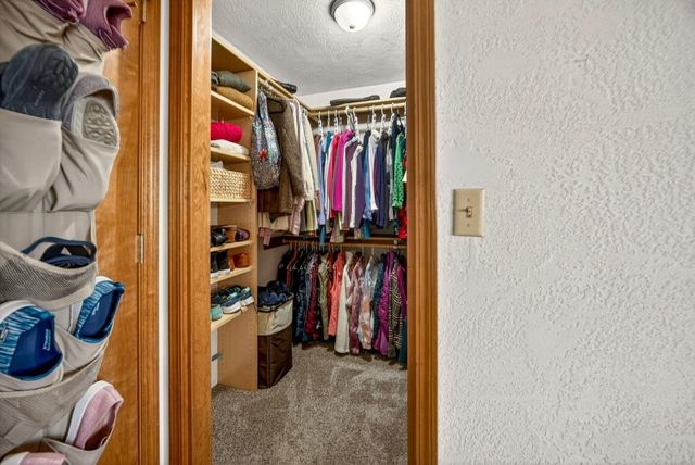 3030 Adams Circle, Medford, OR 97504