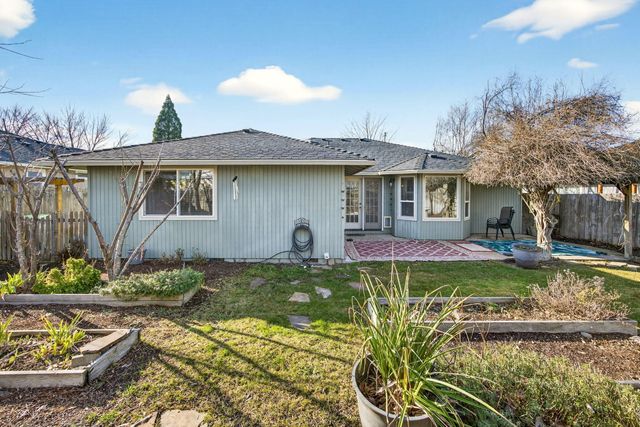 3030 Adams Circle, Medford, OR 97504