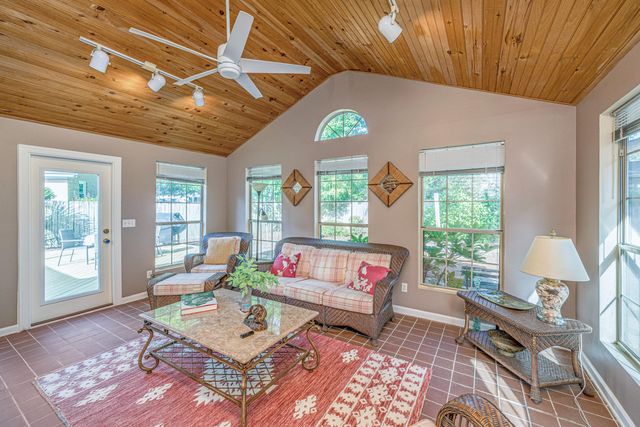 1865 Rugby Lane, Charleston, SC 29407