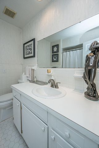 1865 Rugby Lane, Charleston, SC 29407