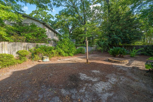1865 Rugby Lane, Charleston, SC 29407