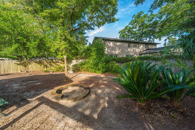 1865 Rugby Lane, Charleston, SC 29407