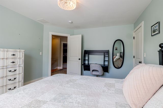 7 Limerick Drive, Chichester, NH 03258