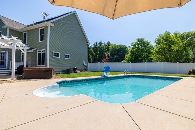7 Limerick Drive, Chichester, NH 03258