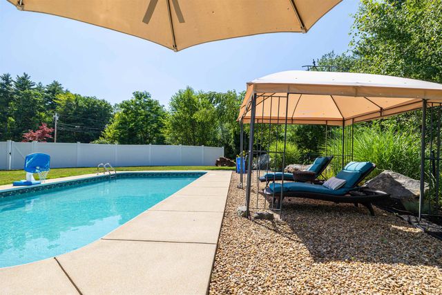 7 Limerick Drive, Chichester, NH 03258