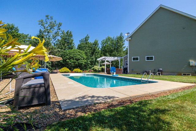 7 Limerick Drive, Chichester, NH 03258