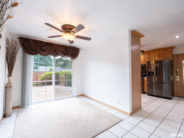 2721 N RUSTIC RIDGE Drive, Peoria, IL 61604