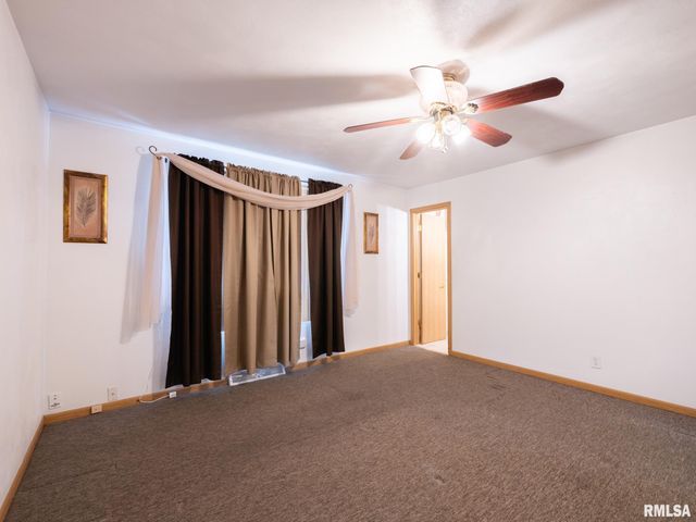 2721 N RUSTIC RIDGE Drive, Peoria, IL 61604
