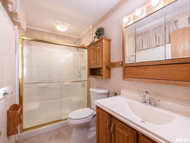 2721 N RUSTIC RIDGE Drive, Peoria, IL 61604