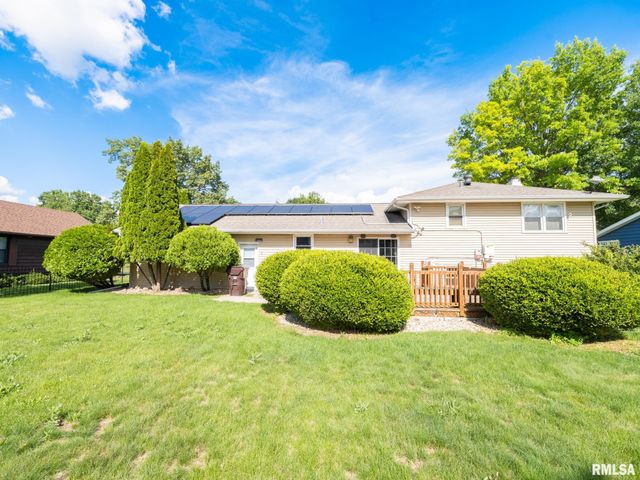2721 N RUSTIC RIDGE Drive, Peoria, IL 61604