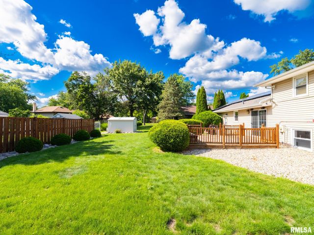 2721 N RUSTIC RIDGE Drive, Peoria, IL 61604