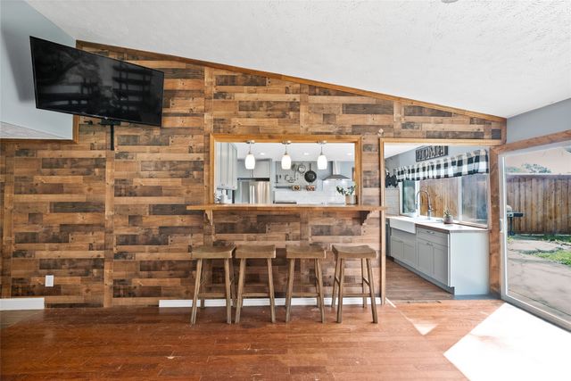 5040 S Colony Boulevard, The Colony, TX 75056