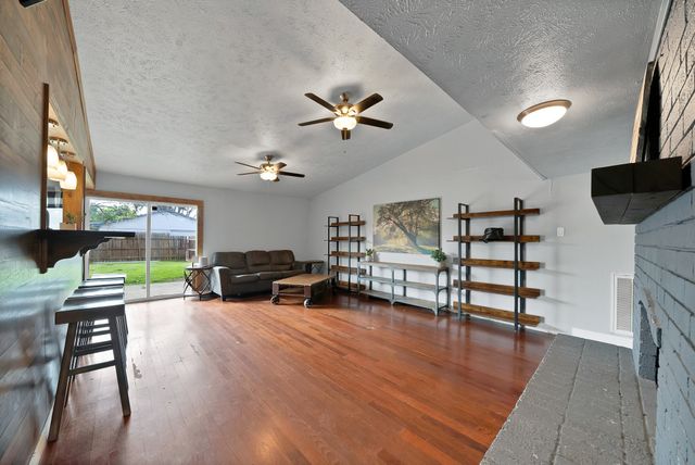 5040 S Colony Boulevard, The Colony, TX 75056