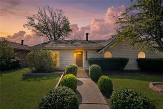 5040 S Colony Boulevard, The Colony, TX 75056