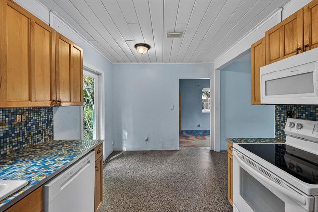 1802 Lauderdale Manor Drive, Fort Lauderdale, FL 33311