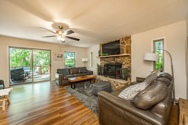39 Bucks Rd., Greers Ferry, AR 72067