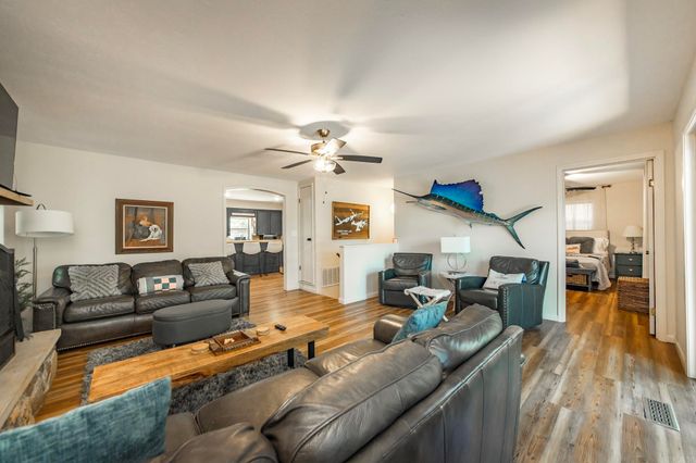 39 Bucks Rd., Greers Ferry, AR 72067