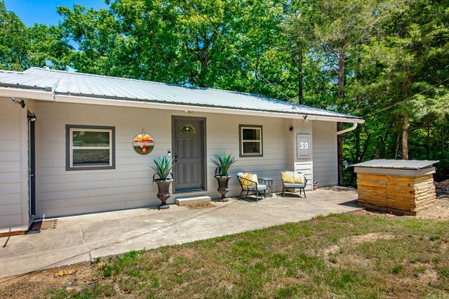 39 Bucks Rd., Greers Ferry, AR 72067