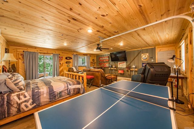 39 Bucks Rd., Greers Ferry, AR 72067