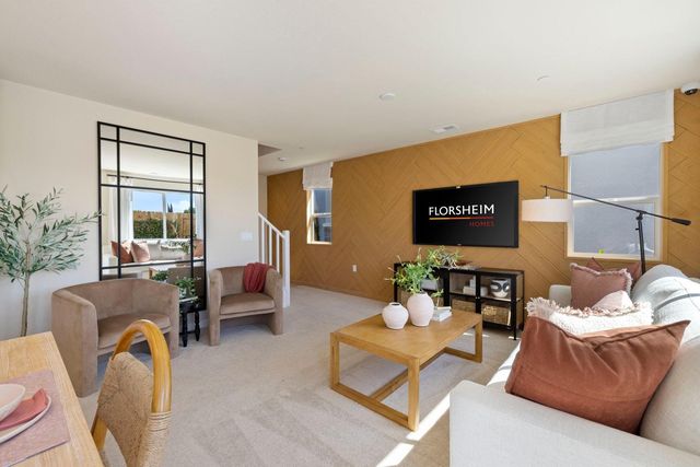 439 Quarto Dr, Turlock, CA 95380