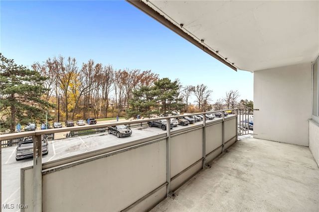 12900 Lake Avenue 216, Lakewood, OH 44107