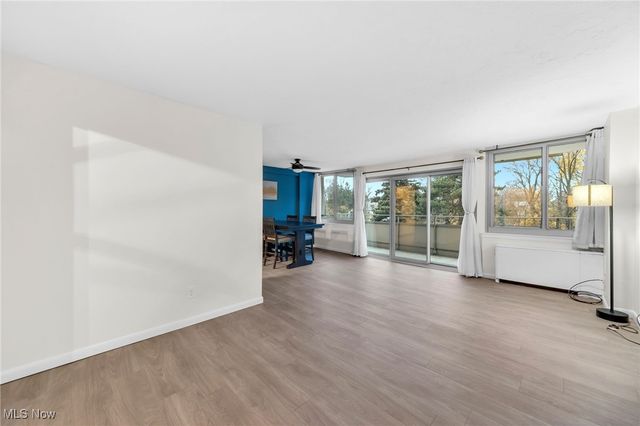 12900 Lake Avenue 216, Lakewood, OH 44107