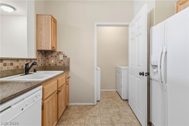 10550 West Alexander Road 2060, Las Vegas, NV 89129