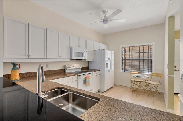 1007 GONDOLA PARK DRIVE 1007, Venice, FL 34292