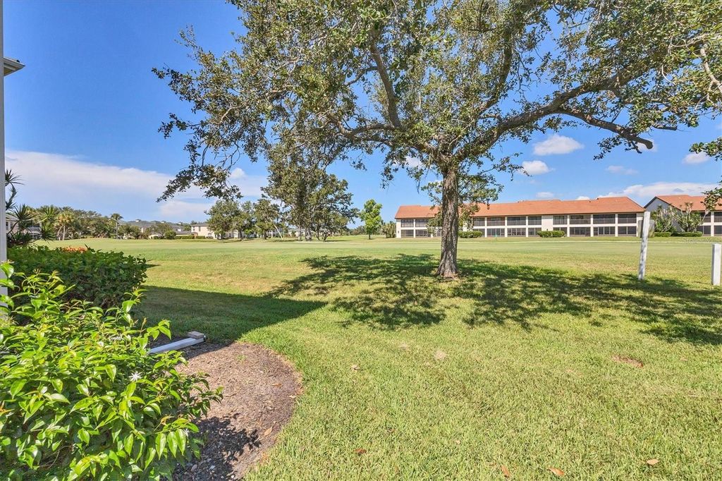 Image 28 of property listing at 1007 GONDOLA PARK DRIVE 1007, Venice, FL 34292