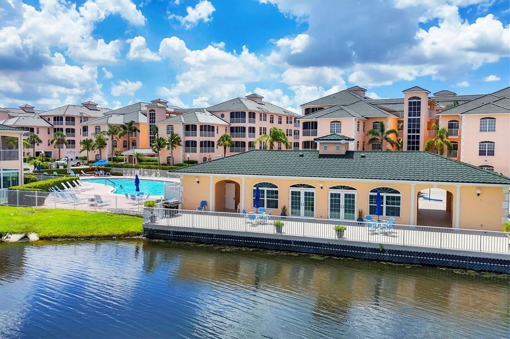 Image 31 of property listing at 1007 GONDOLA PARK DRIVE 1007, Venice, FL 34292