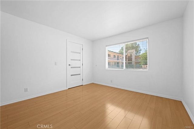 2940 N Verdugo Road 214, Glendale, CA 91208