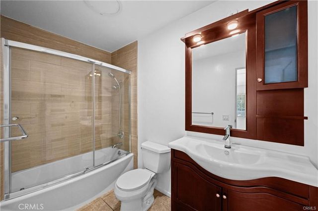 2940 N Verdugo Road 214, Glendale, CA 91208