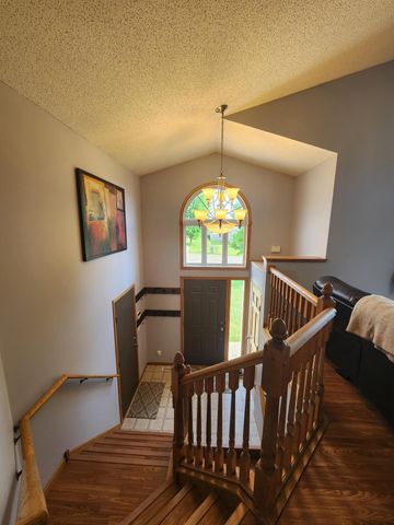 816 River Terrace, Prescott, WI 54021