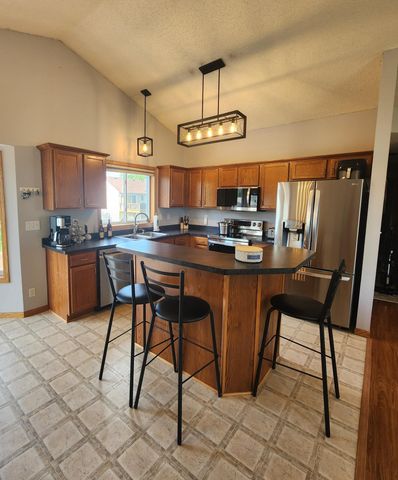 816 River Terrace, Prescott, WI 54021