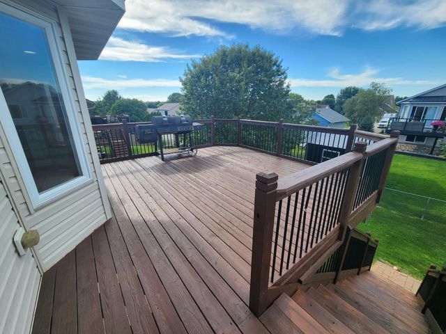 816 River Terrace, Prescott, WI 54021
