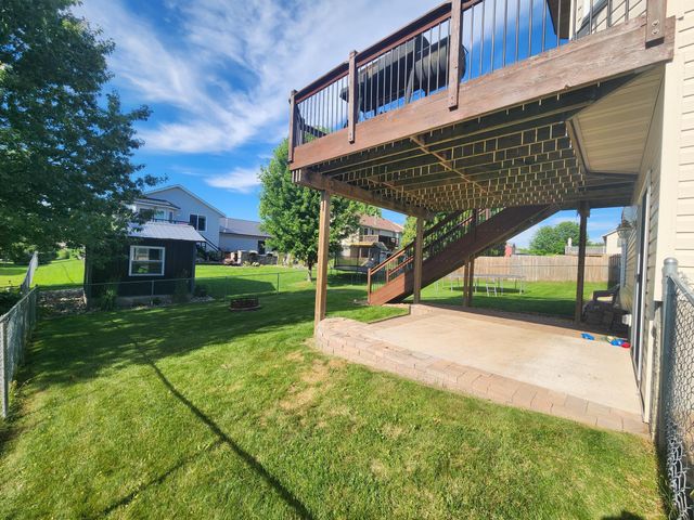 816 River Terrace, Prescott, WI 54021