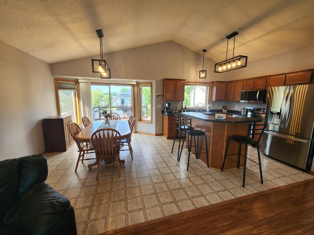 816 River Terrace, Prescott, WI 54021