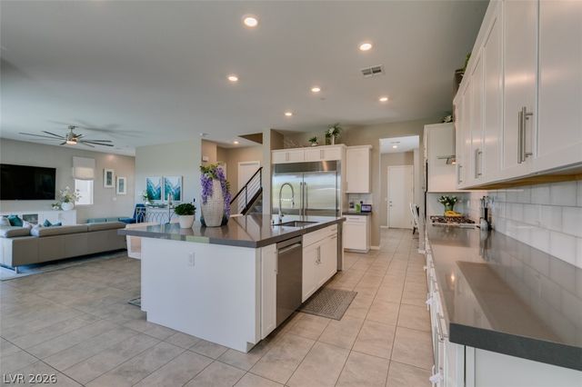 779 Glowing Horizon Street, Henderson, NV 89052