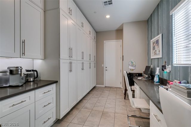 779 Glowing Horizon Street, Henderson, NV 89052