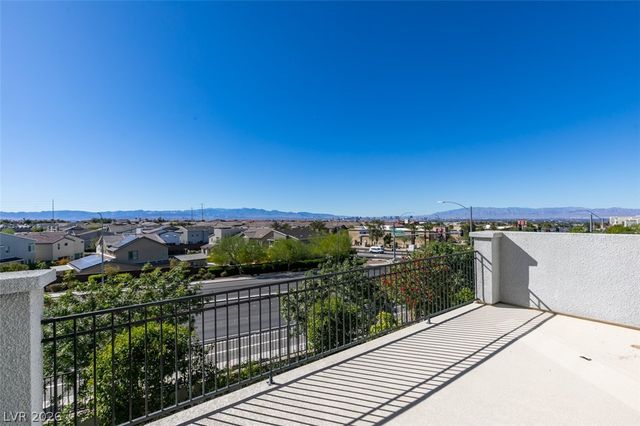 779 Glowing Horizon Street, Henderson, NV 89052