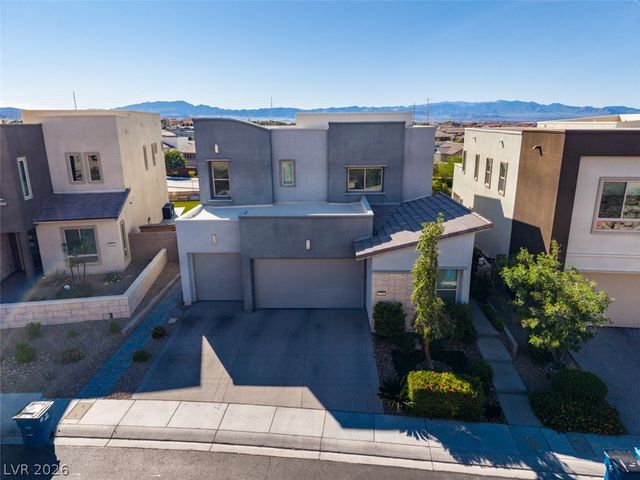 779 Glowing Horizon Street, Henderson, NV 89052