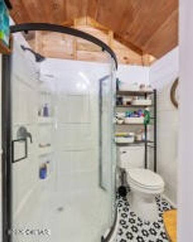 781 Burns Hill Rd, Lobelville, TN 37097