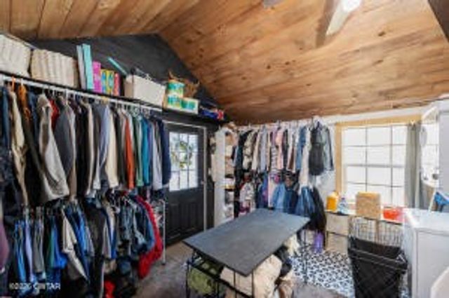 781 Burns Hill Rd, Lobelville, TN 37097