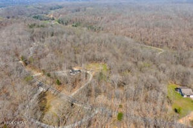 781 Burns Hill Rd, Lobelville, TN 37097