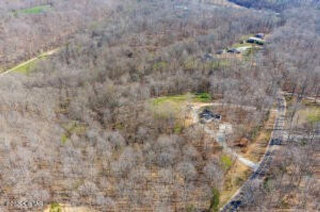 781 Burns Hill Rd, Lobelville, TN 37097
